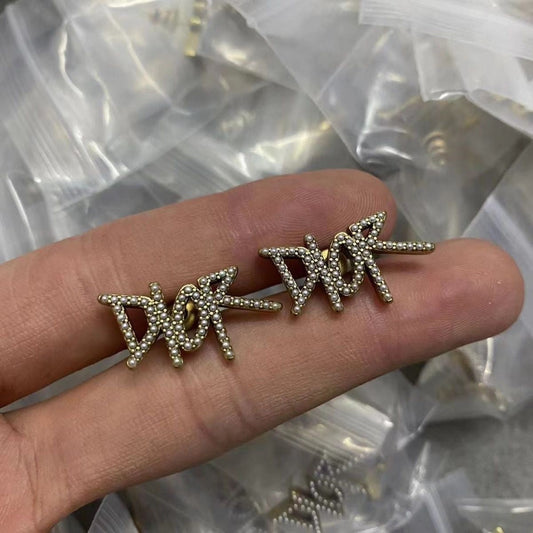 Delicate Small Pearl Christian Dior Earrings ITEM NO.: HF-JL056