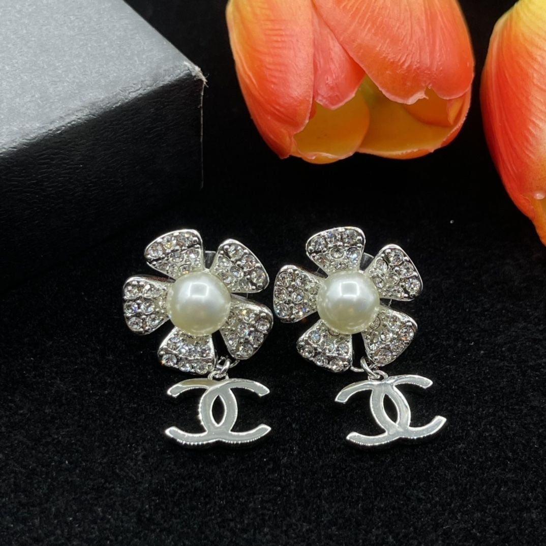 Multi-Styles Chanel CC Pearl Earrings ITEM NO.: HF-JL046