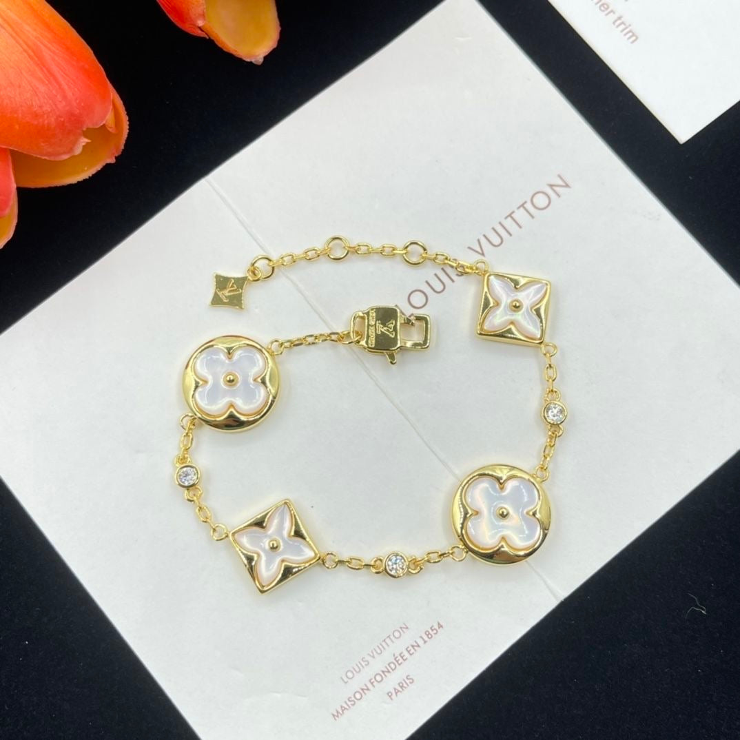 Graceful LV Agate Bracelet ITEM NO.: HF-JL012