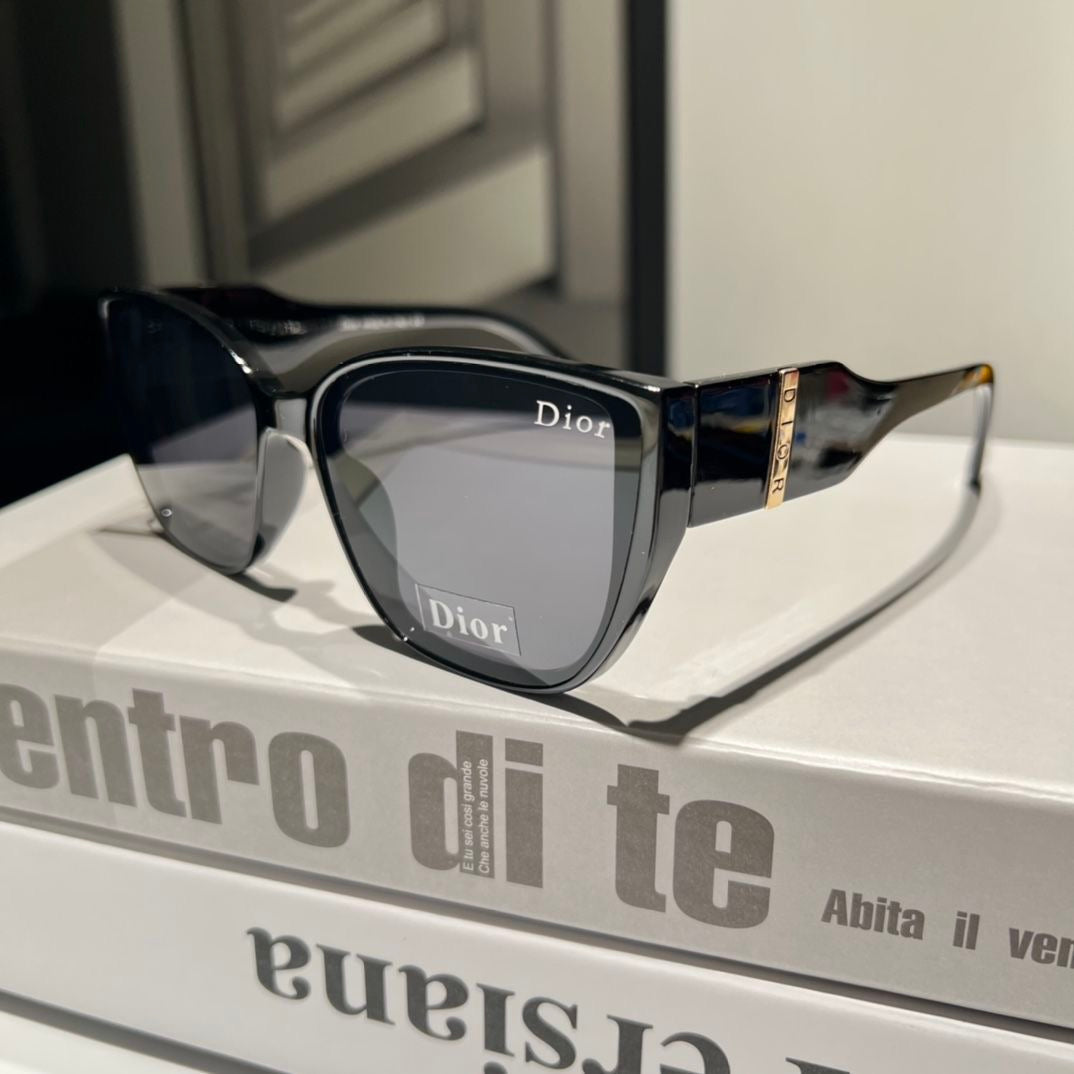 Cool Look Dior Sunglasses ITEM NO.: HF-SG023