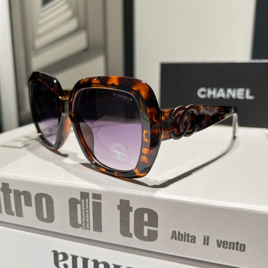 Exquisite Chanel CC Sunglasses ITEM NO.: HF-SG016