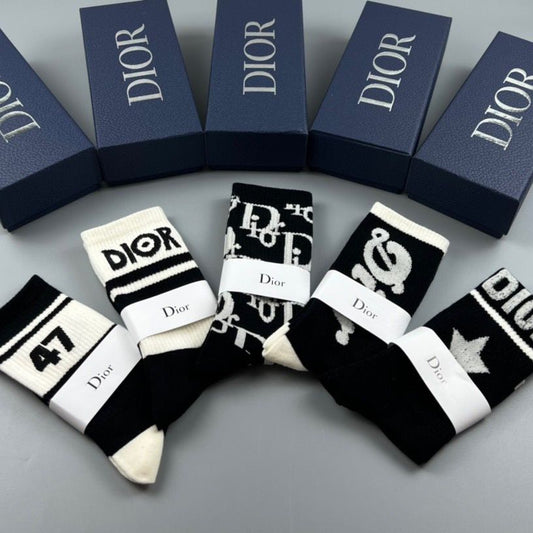 DIOR Men's Black & White Sweat-Absorbent Socks (5-Pair) Item NO.:HF-SK005