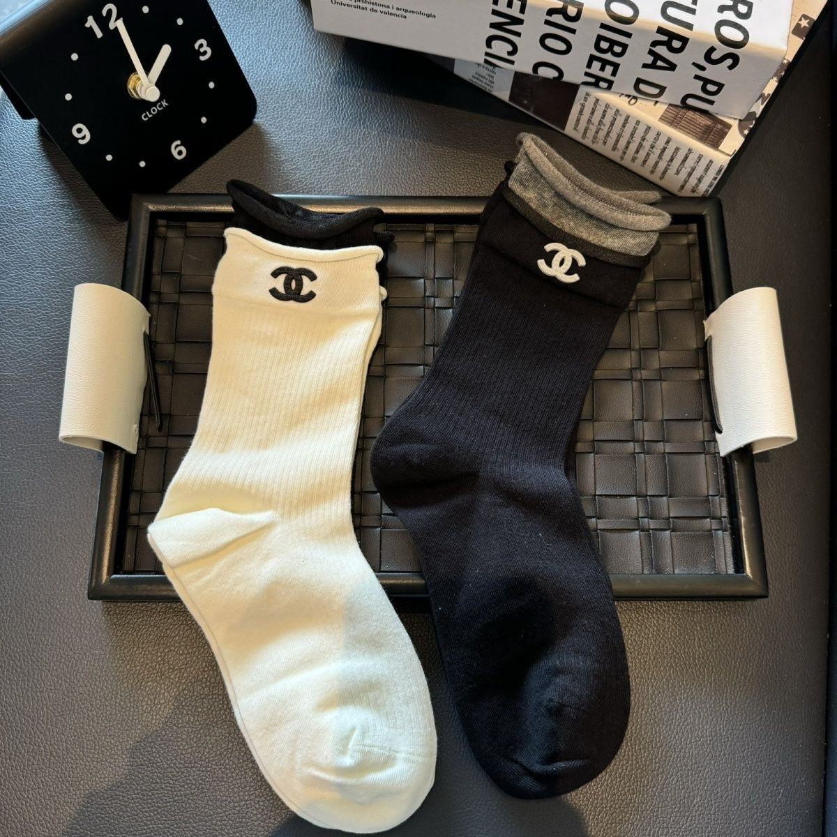 CC Minimalist Color-Block Mid-Calf Women's Socks (Fall & Winter) Item NO.:HF-SK007