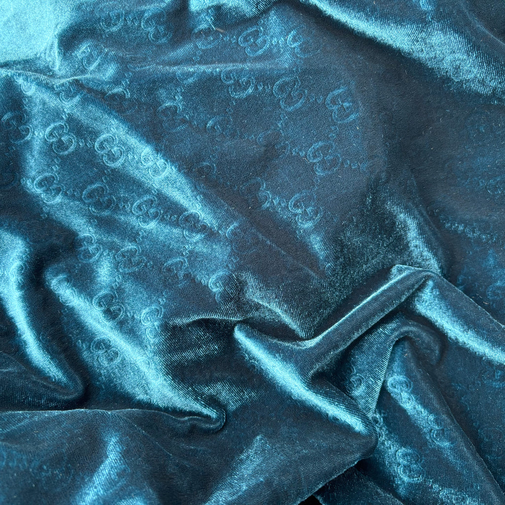 Mutiple Colors Designer Gucci Logo Embossed Luxury Shinning Velvet Fabrics NO.: GG-F048