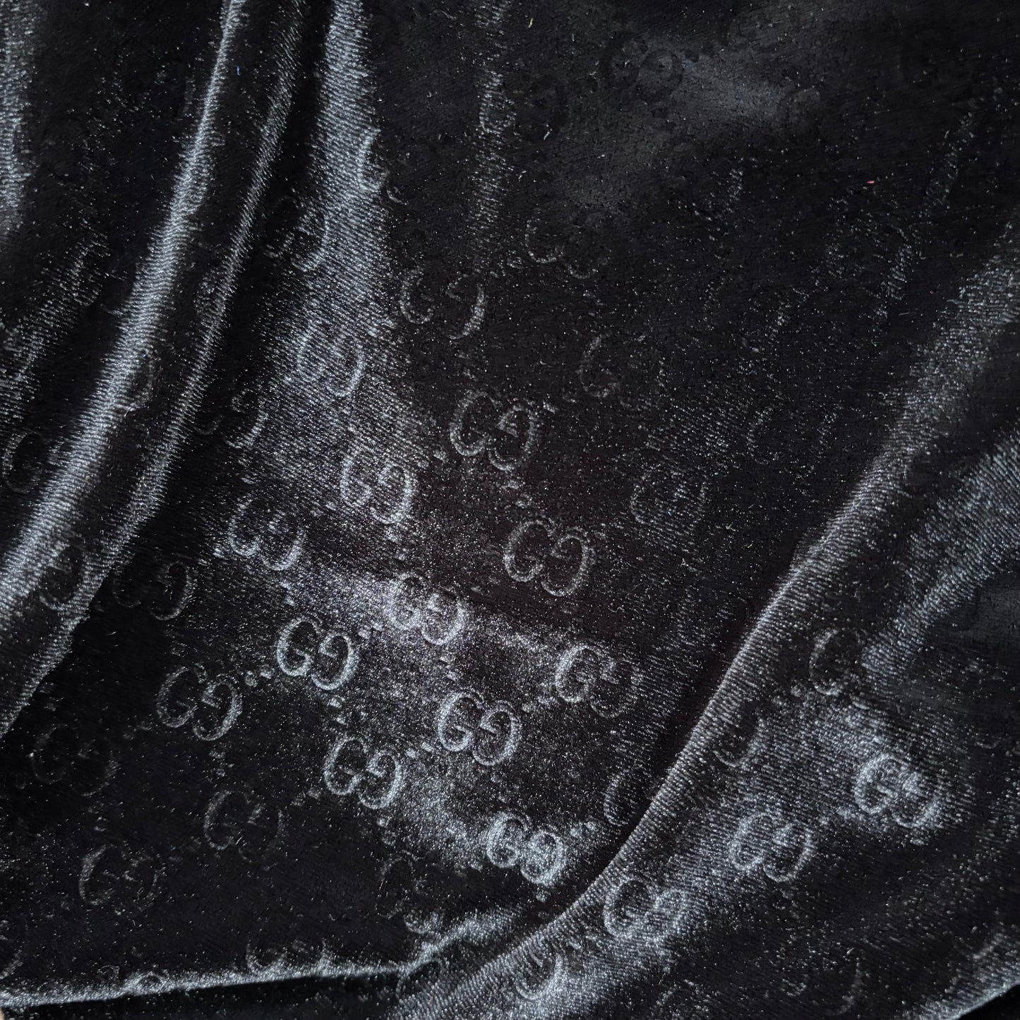 Mutiple Colors Designer Gucci Logo Embossed Luxury Shinning Velvet Fabrics NO.: GG-F045