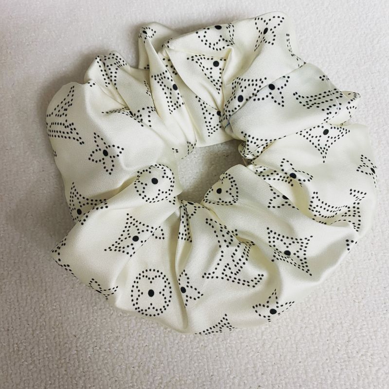 Custom LV design print hair scrunchies  ITEM NO.: HF-HD031