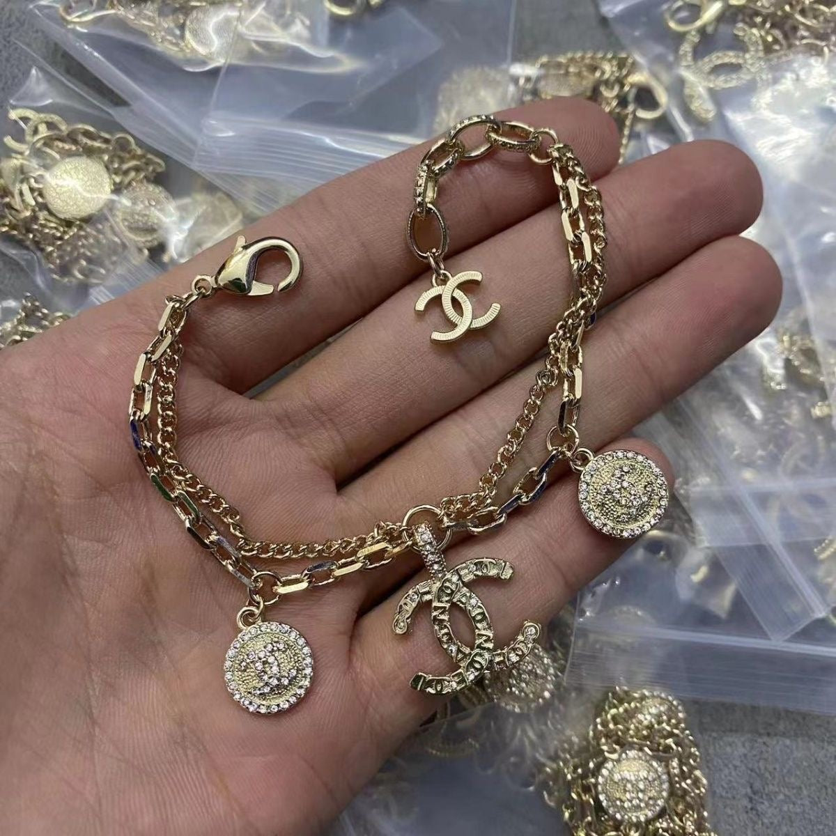 Fashionable Chanel CC Bracelet   ITEM NO.: HF-JL011