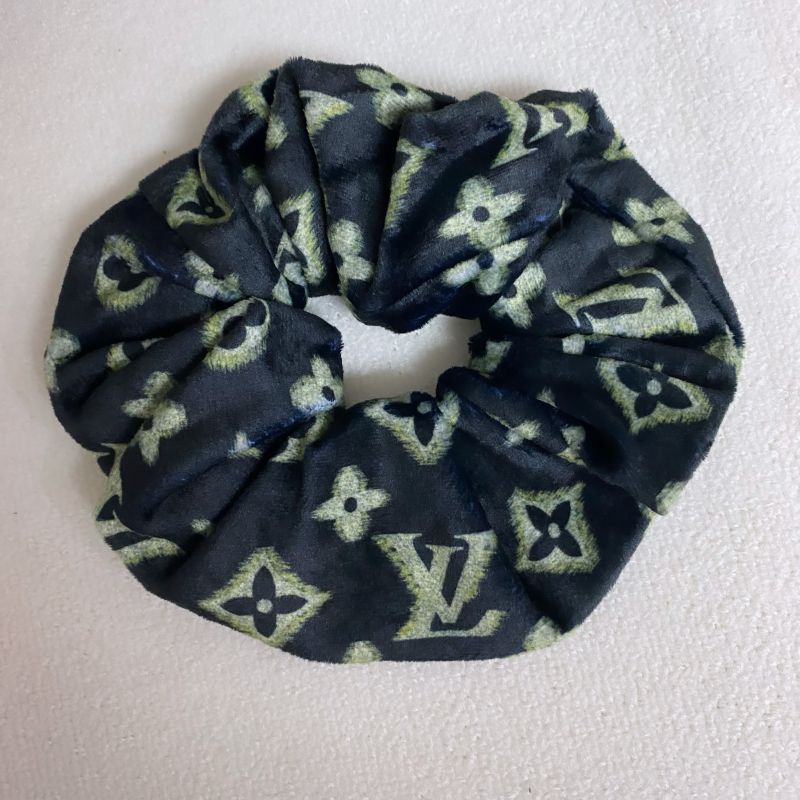 Custom LV design print hair scrunchies  ITEM NO.: HF-HD031