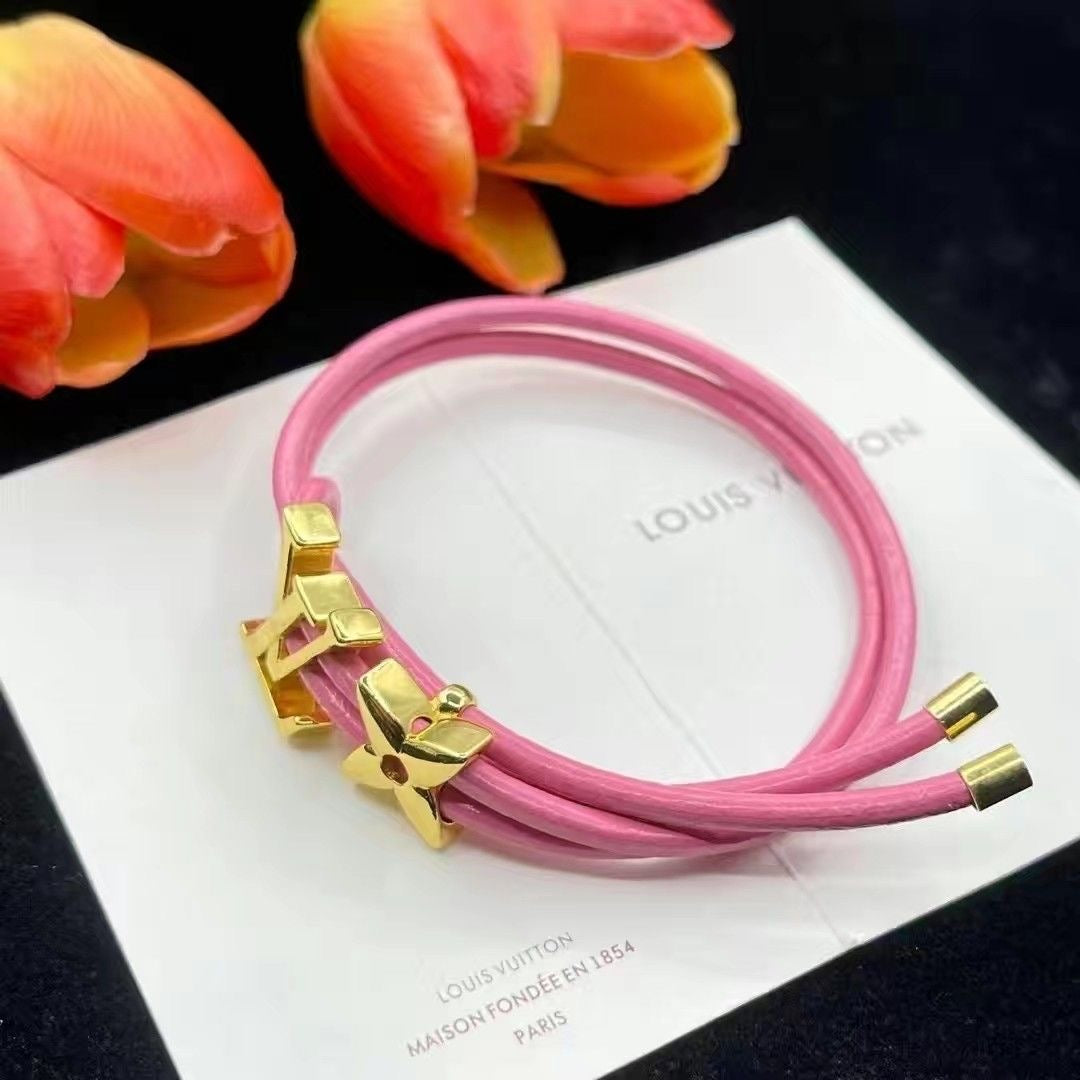 Three-Colour LV Leather Bracelets   ITEM NO.: HF-JL023