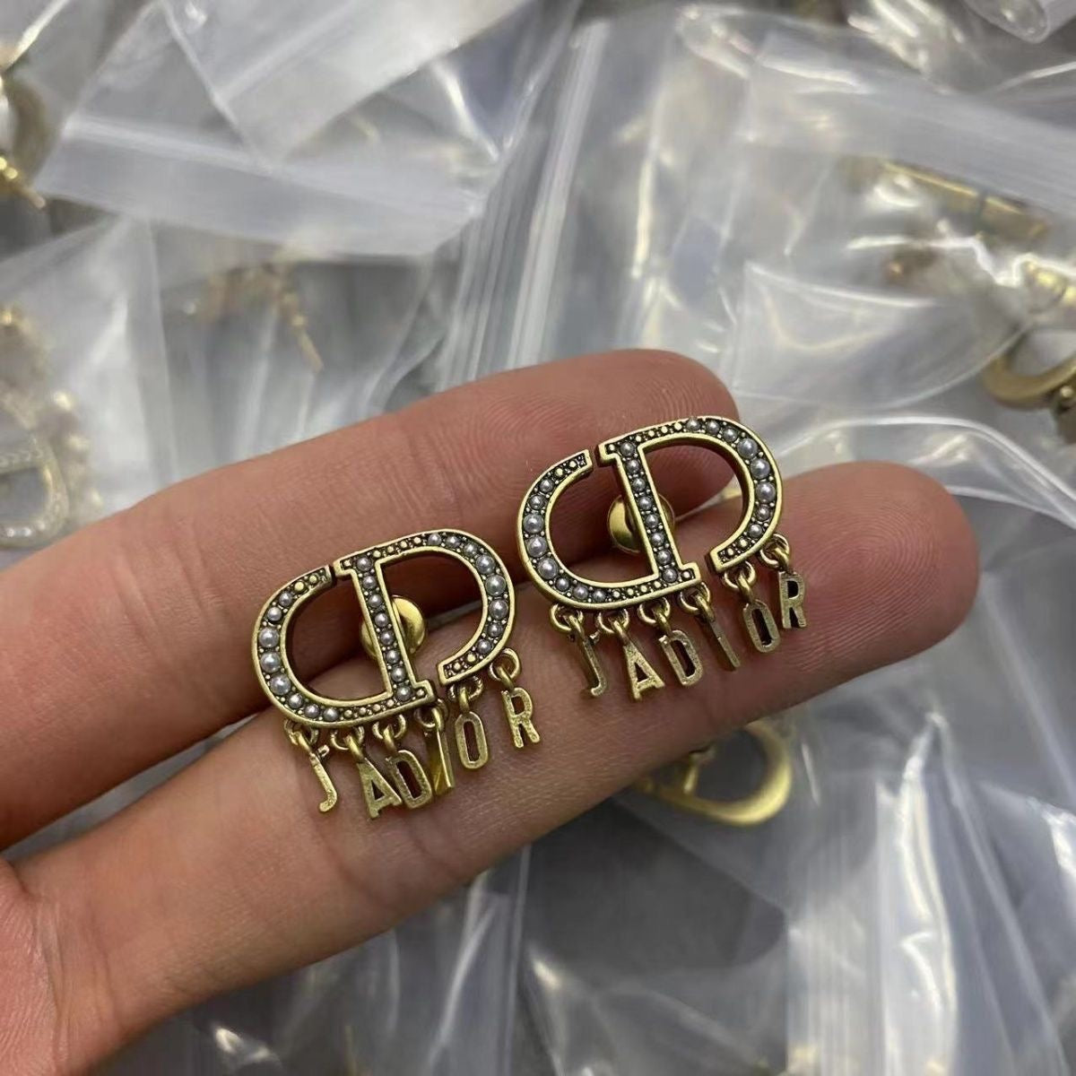 Four Different Styles Christian Dior CD Earrings & Ear Studs   ITEM NO.: HF-JL005