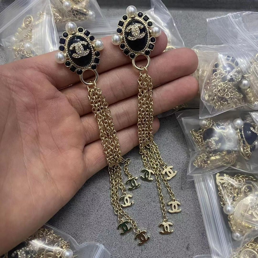Multi-Styles Chanel CC Pearl Earrings   ITEM NO.: HF-JL046