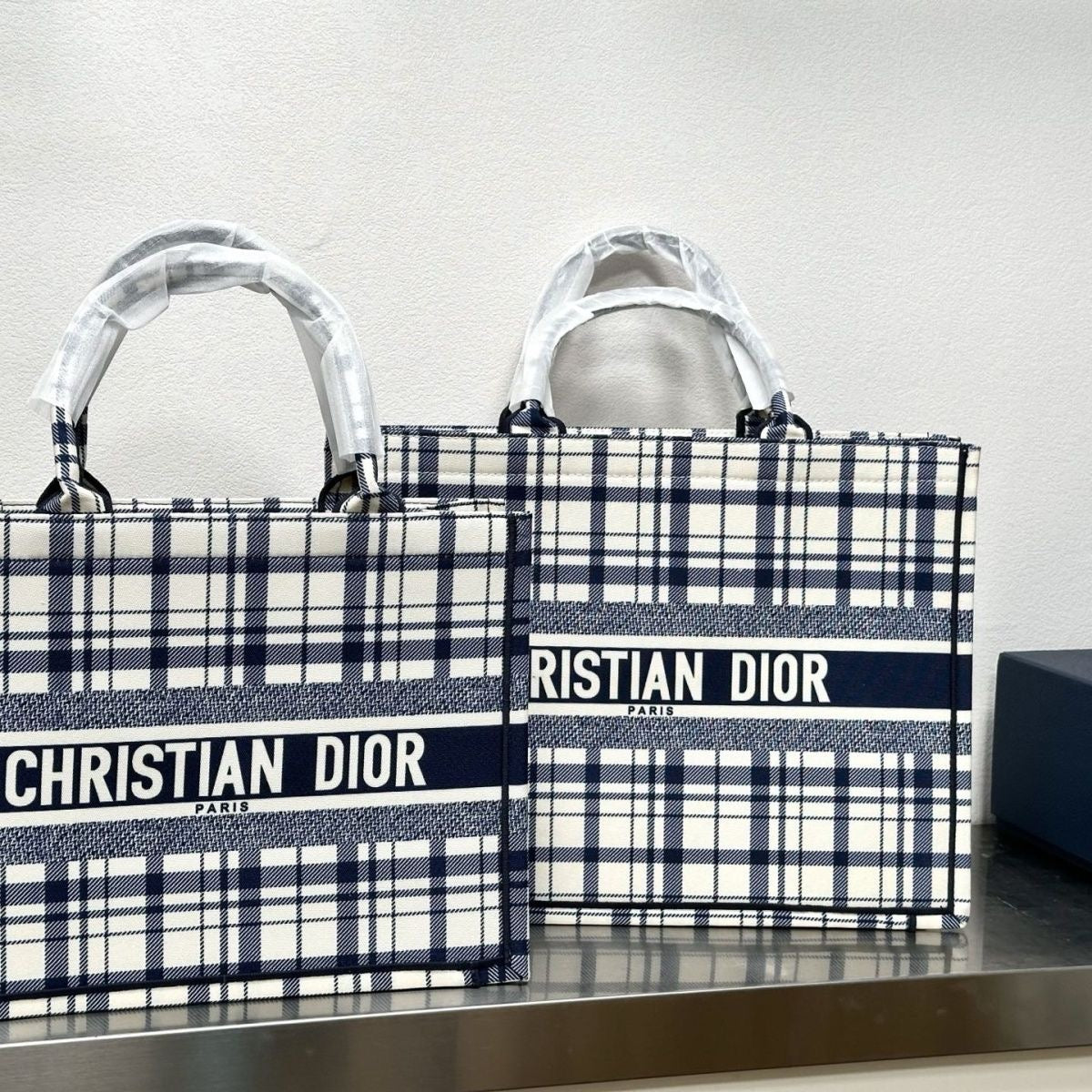 Christian Dior Jacquard Shoulder Bag Handbag Tote Shopping Bag Item NO.: HF-BG005