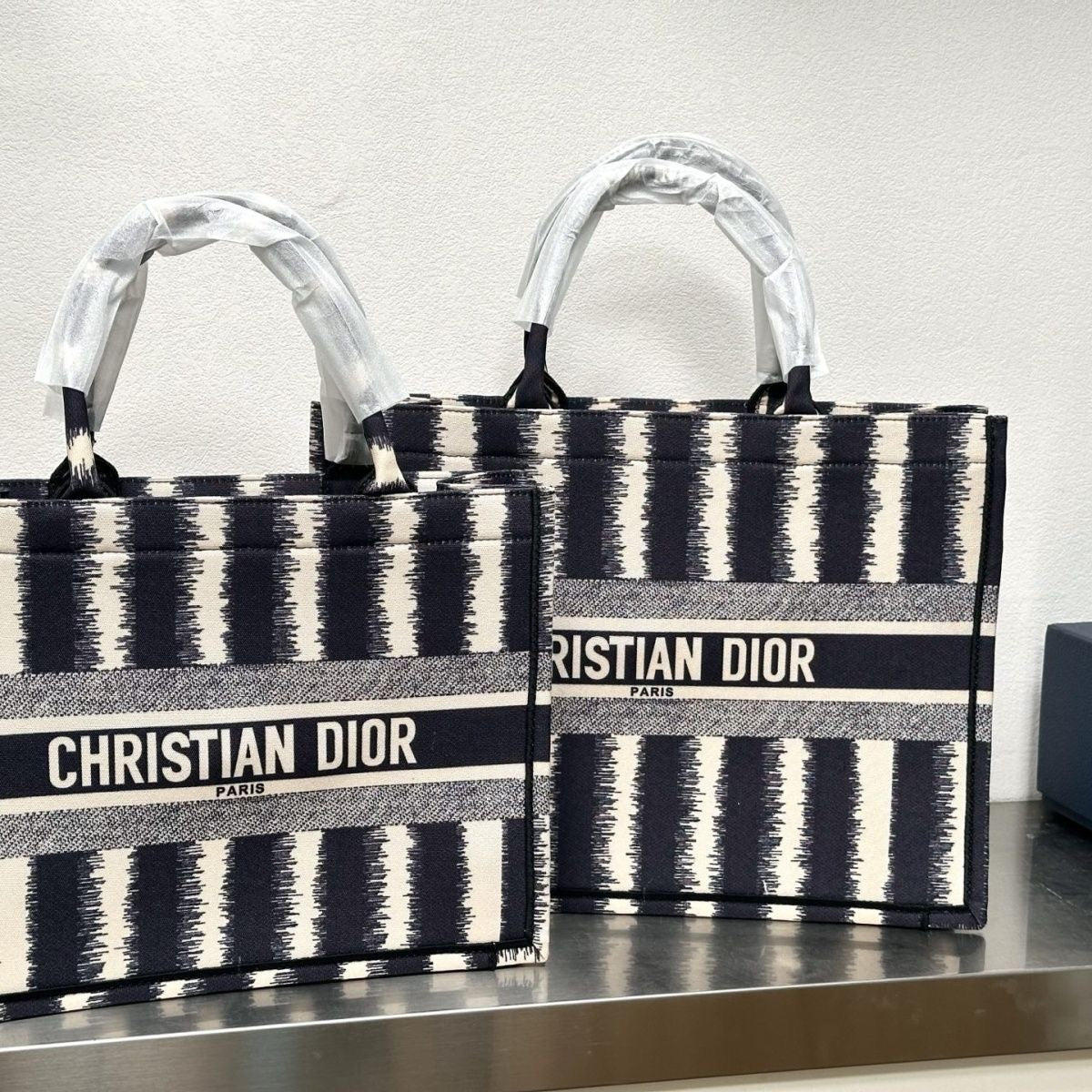 Christian Dior Jacquard Shoulder Bag Handbag Tote Shopping Bag Item NO.: HF-BG002