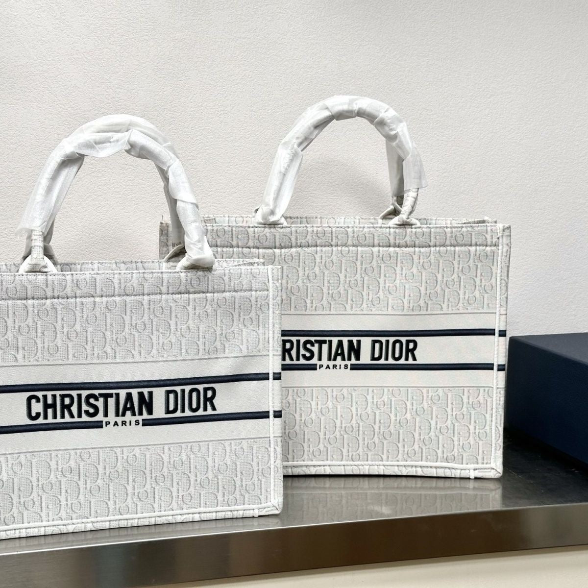 Christian Dior Jacquard Shoulder Bag Handbag Tote Shopping Bag Item NO.: HF-BG009