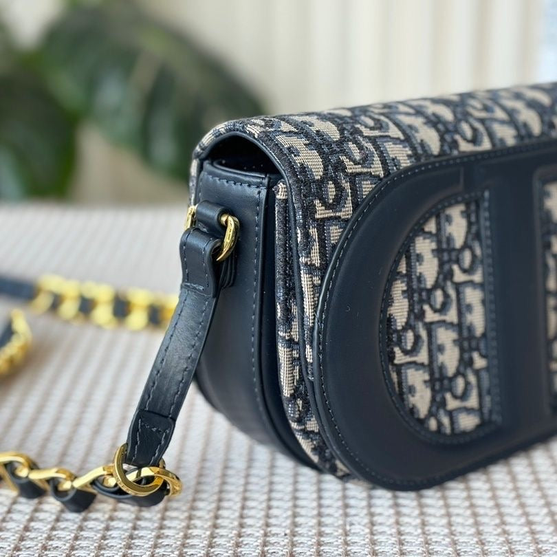 Classic Christian Dior Monogram Retro Canvas Clutch Embroidered Jacquard Small Underarm Single Shoulder Crossbody Saddle Bag Item NO.: HF-BG044
