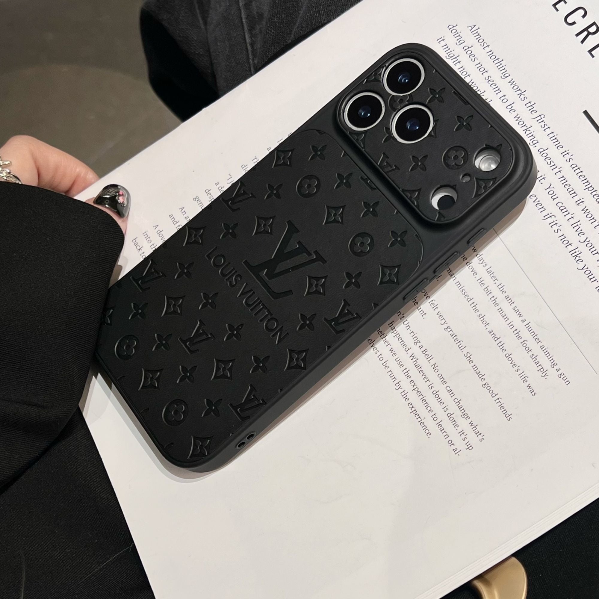 Fashionable Mutiple Colors LV  I Phone Cases Item No.: HF-PC001