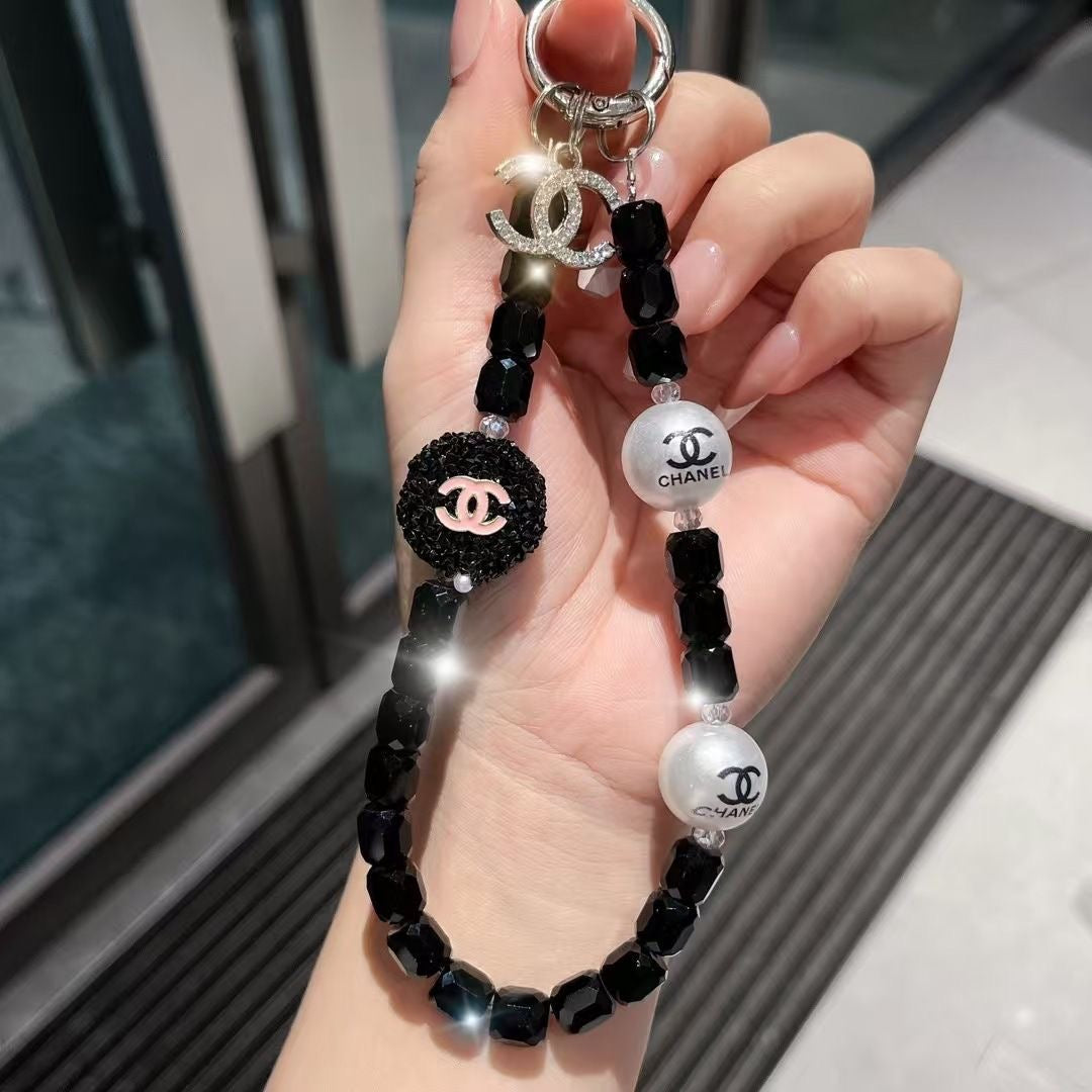 CC Light Luxury Rhinestone Phone Pendant Item NO.:HF-KC004