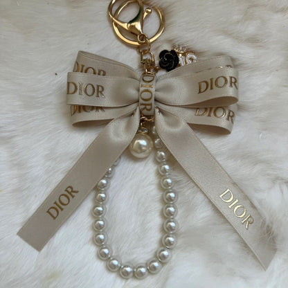 DIOR Handmade Bowknot Premium Pearl Keychain Item NO.:HF-KC007