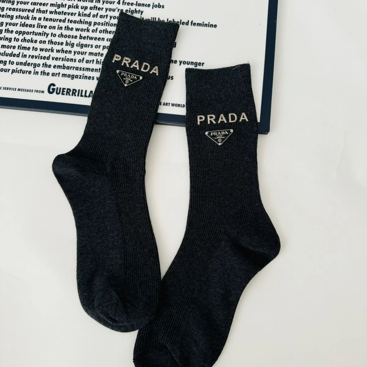 PRADA Stylish Mid-Calf Cotton Women's Socks Item NO.:HF-SK001