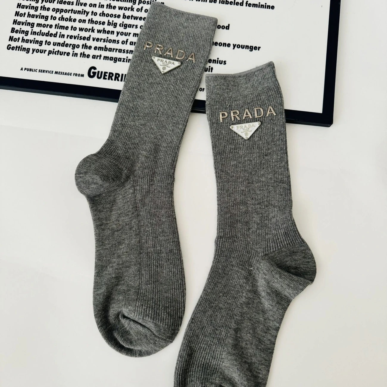 PRADA Stylish Mid-Calf Cotton Women's Socks Item NO.:HF-SK001