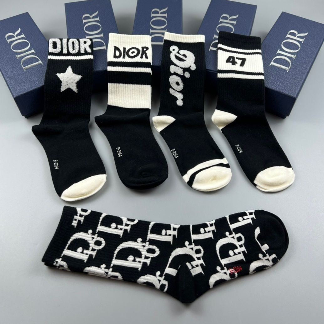 DIOR Men's Black & White Sweat-Absorbent Socks (5-Pair) Item NO.:HF-SK005