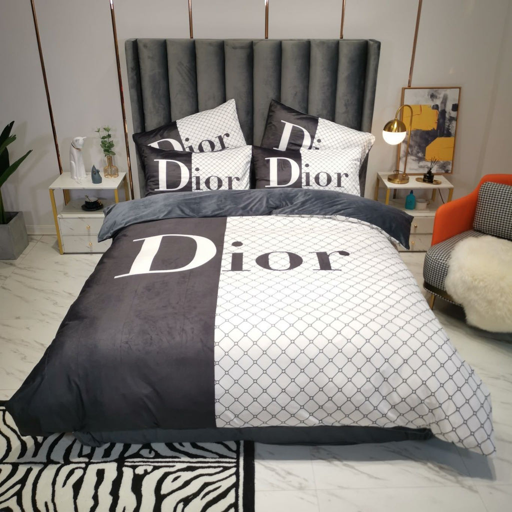 Luxury Brands Crystal Velvet Bedding Sets Item NO.:HF-HP002
