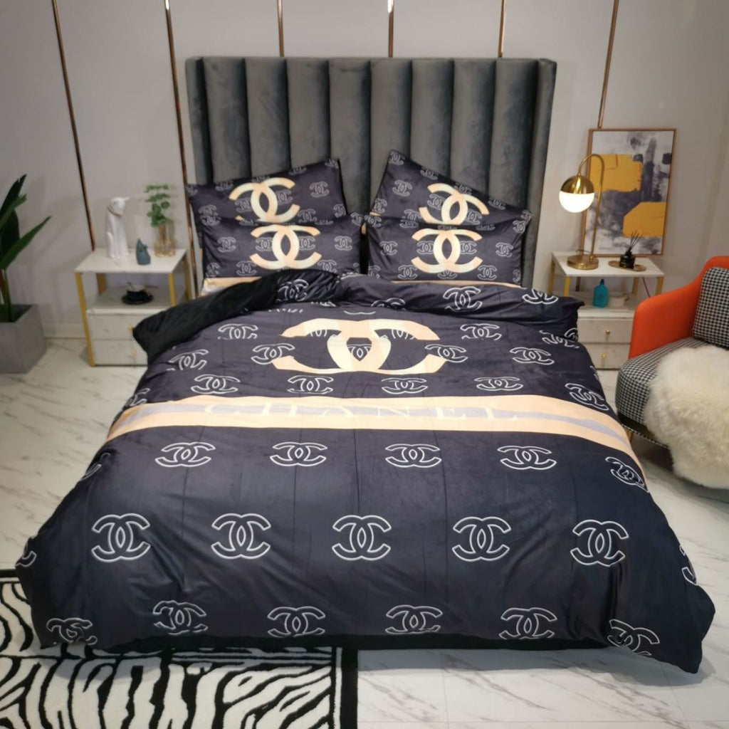 Luxury Brands Crystal Velvet Bedding Sets Item NO.:HF-HP002
