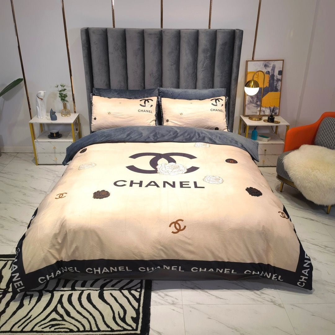 Luxury Brands Crystal Velvet Bedding Sets Item NO.:HF-HP002