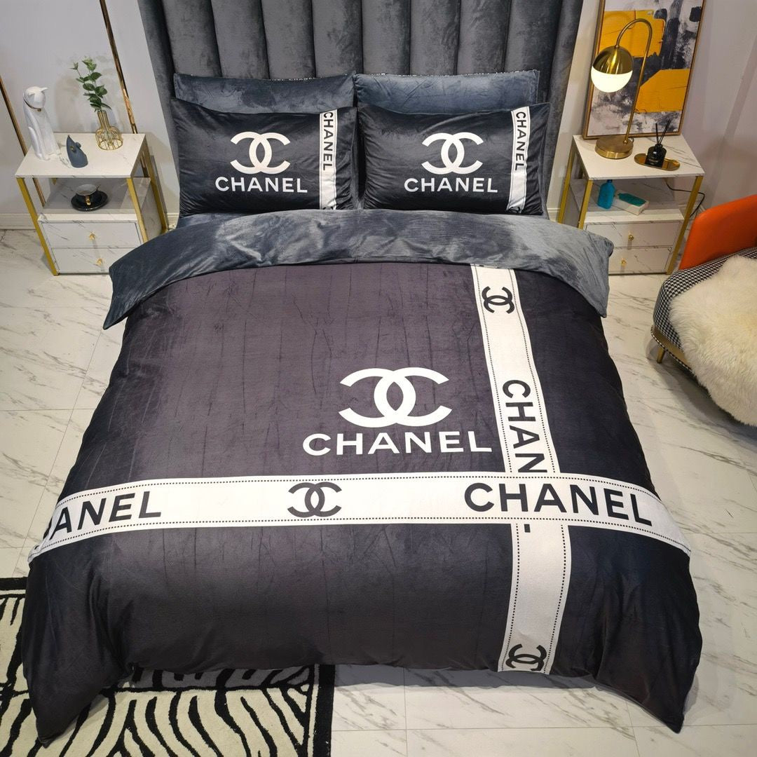 Luxury Brands Crystal Velvet Bedding Sets Item NO.:HF-HP002