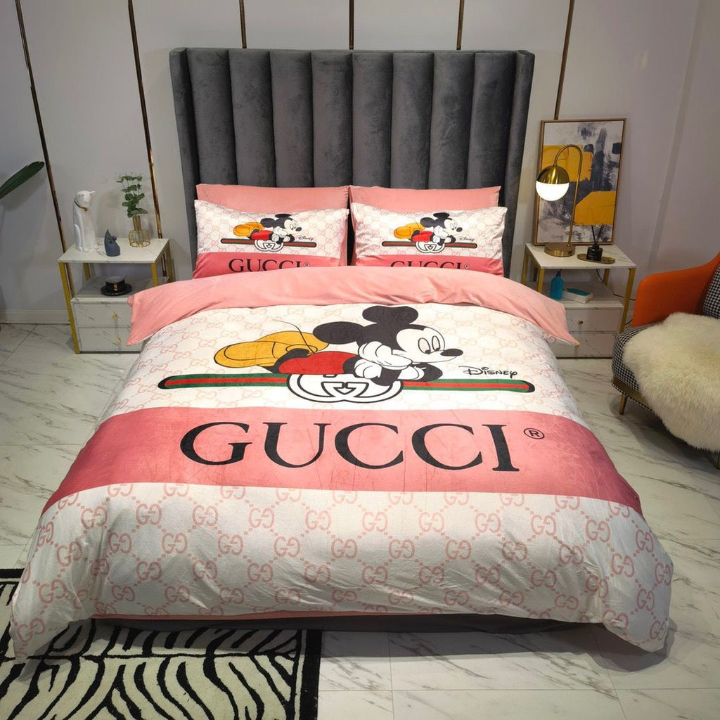 Luxury Brands Crystal Velvet Bedding Sets Item NO.:HF-HP002