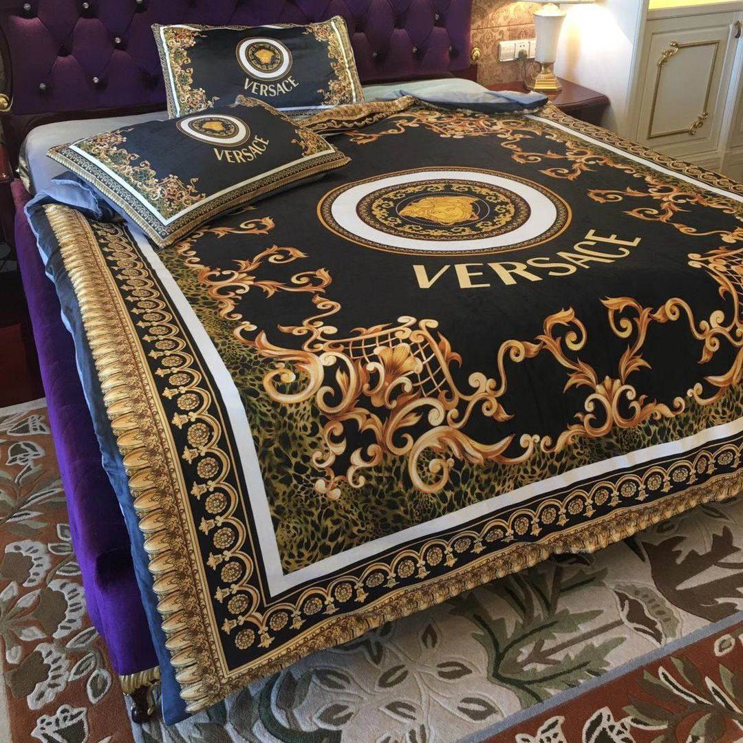 Luxury Brands Crystal Velvet Bedding Sets Item NO.:HF-HP002