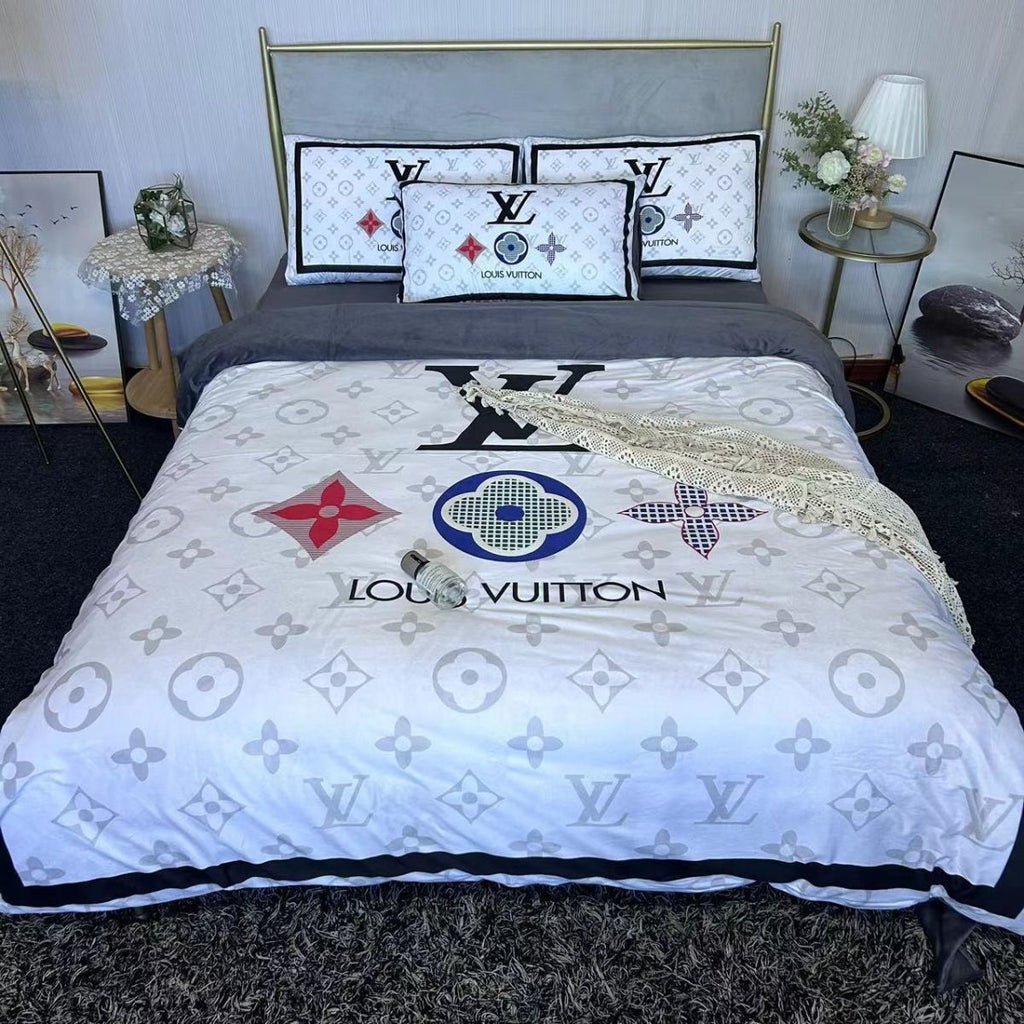 Luxury Brands Crystal Velvet Bedding Sets Item NO.:HF-HP002