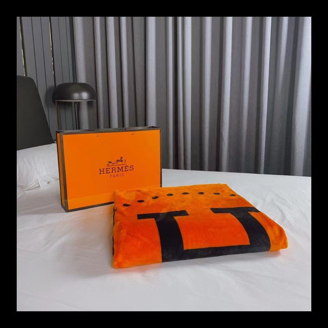 HERMES Office & Sofa Nap Throw Blanket Item NO.:HF-HP003