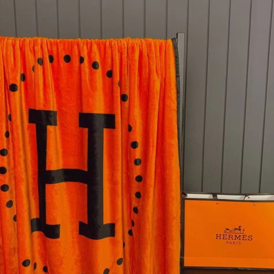 HERMES Office & Sofa Nap Throw Blanket Item NO.:HF-HP003