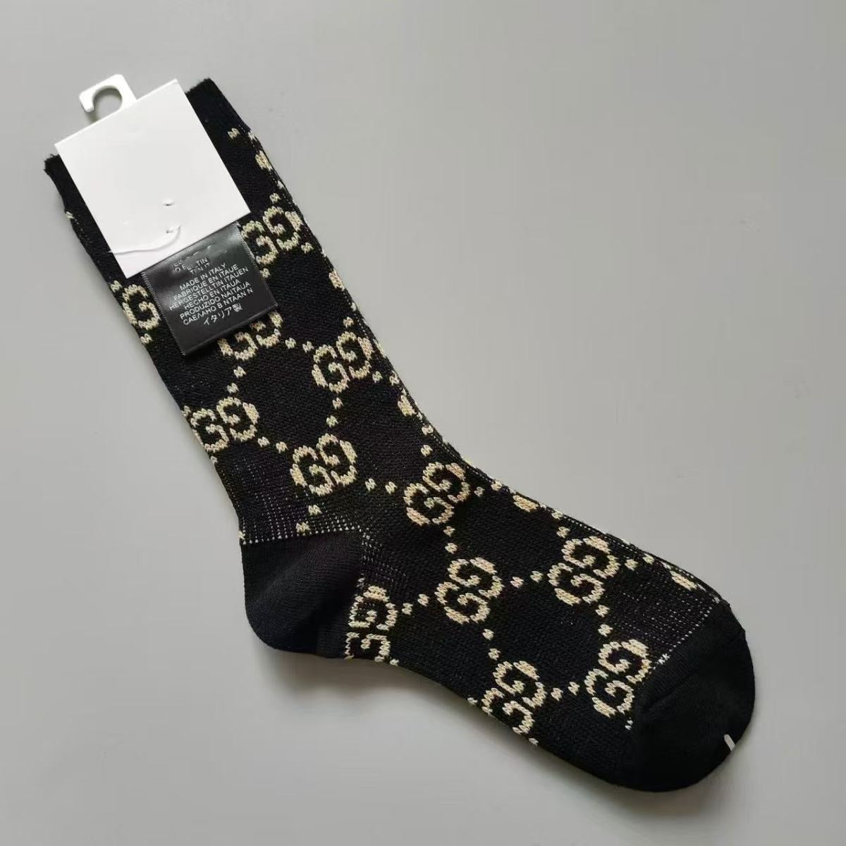 GG Letter Metallic Yarn Mid-Calf Slouch Socks Item NO.:HF-SK010