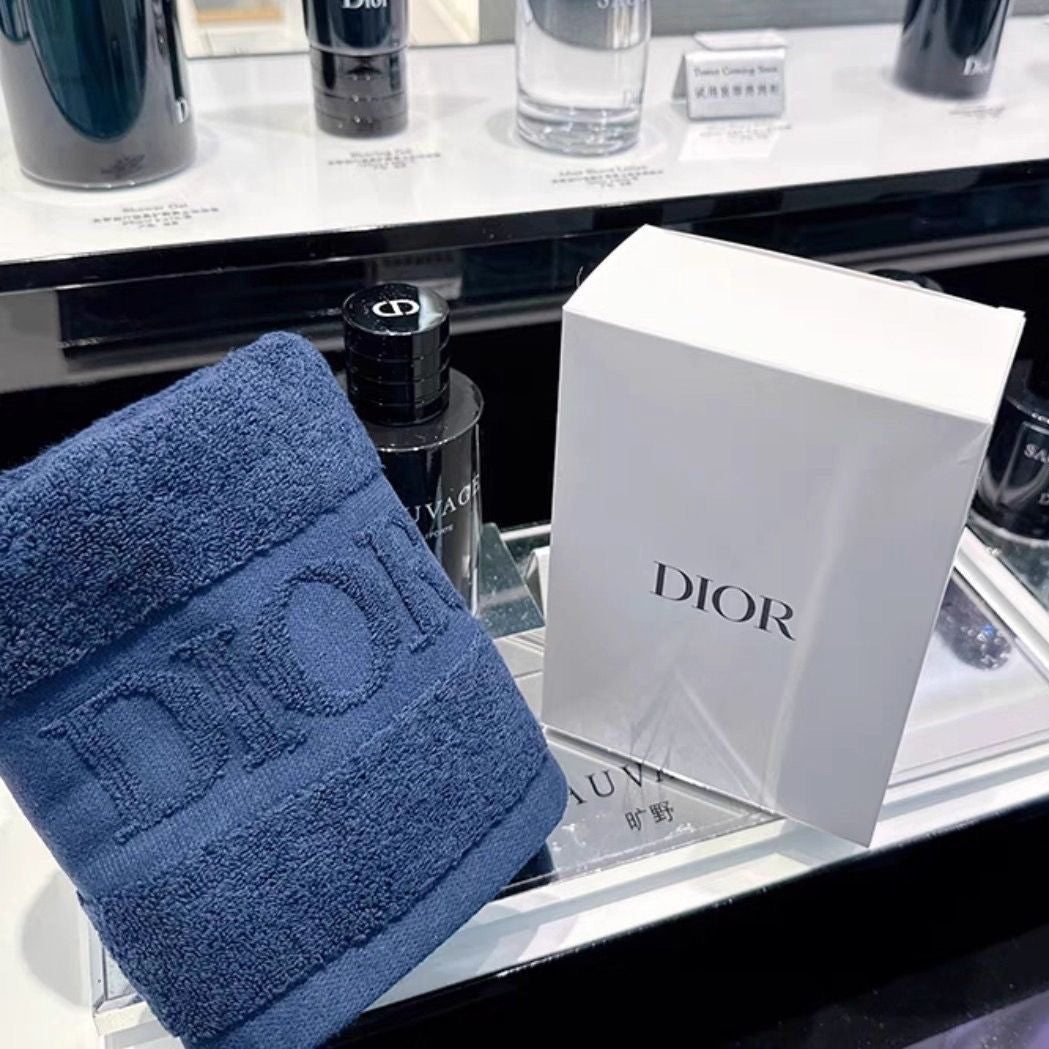 DIOR 100% Cotton Absorbent Navy Wilderness Towel Item NO.:HF-HP006