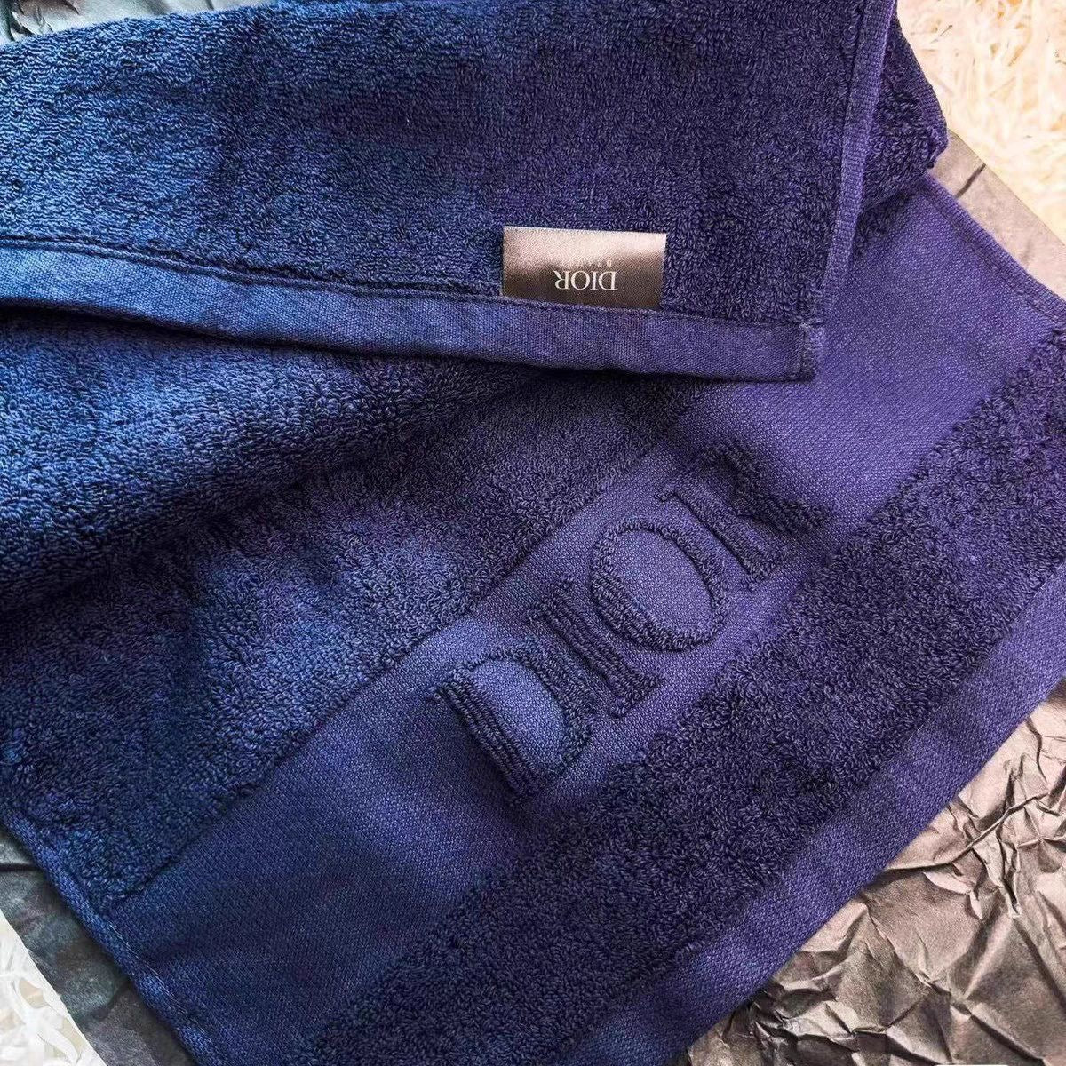DIOR 100% Cotton Absorbent Navy Wilderness Towel Item NO.:HF-HP006