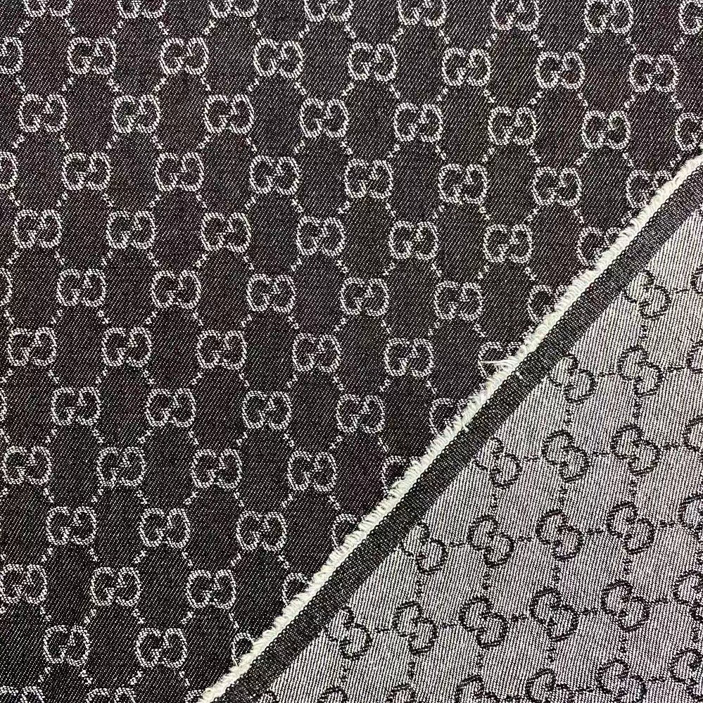 logo gucci pattern fabric